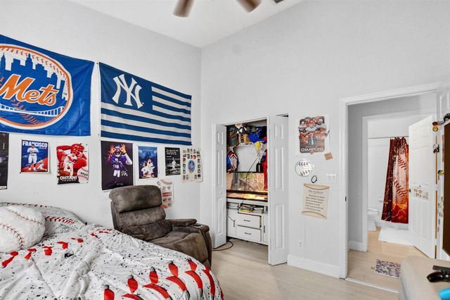 8049 Via Bolzano, Lake Worth, FL 33467
