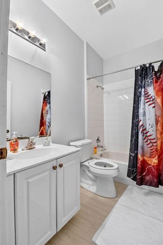 8049 Via Bolzano, Lake Worth, FL 33467