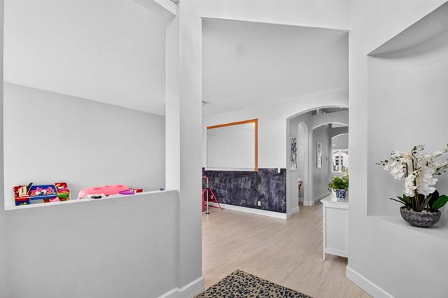 8049 Via Bolzano, Lake Worth, FL 33467