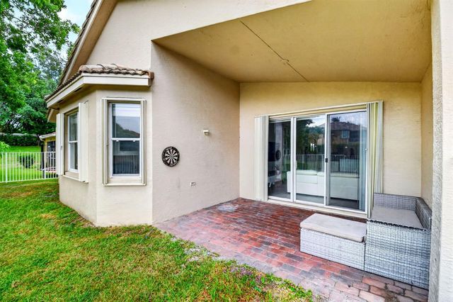 8049 Via Bolzano, Lake Worth, FL 33467
