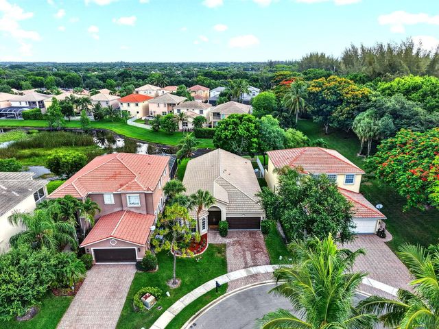 8049 Via Bolzano, Lake Worth, FL 33467