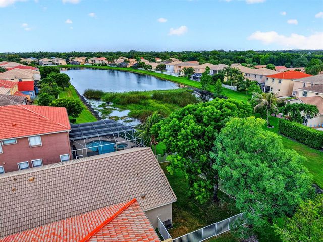 8049 Via Bolzano, Lake Worth, FL 33467