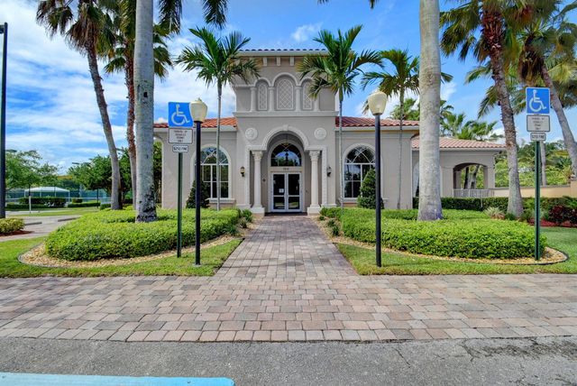 8049 Via Bolzano, Lake Worth, FL 33467