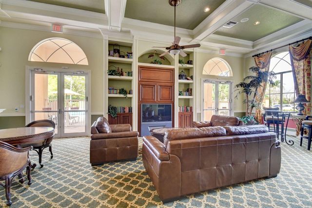 8049 Via Bolzano, Lake Worth, FL 33467