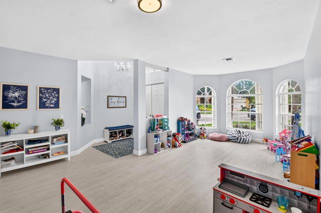 8049 Via Bolzano, Lake Worth, FL 33467