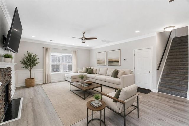 964 N King ST, Hampton, VA 23669