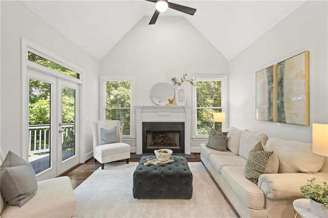 135 Emerald Lane, Roswell, GA 30075