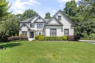135 Emerald Lane, Roswell, GA 30075
