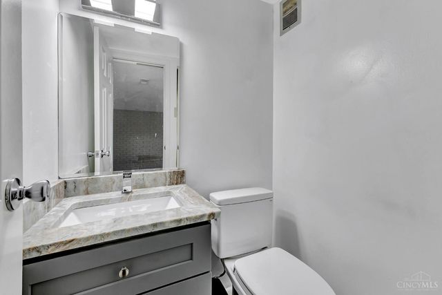 6404 Tylersville Road, West Chester, OH 45069