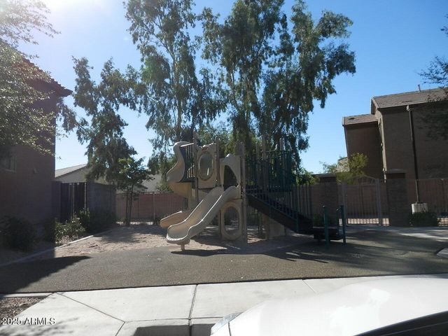 1946 E BROWNING Place, Chandler, AZ 85286