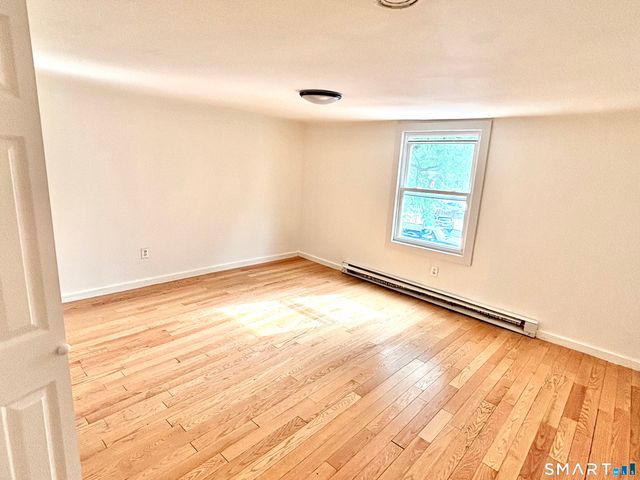 582 Main Street, Middletown, CT 06457