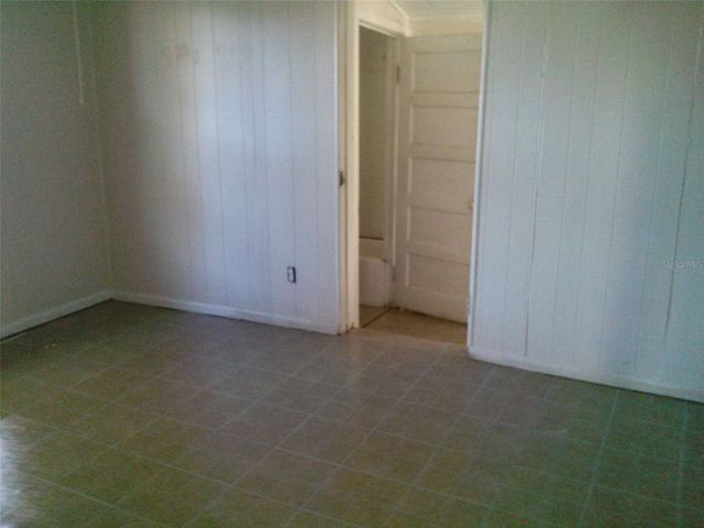 114 N CHESTER STREET, Leesburg, FL 34748