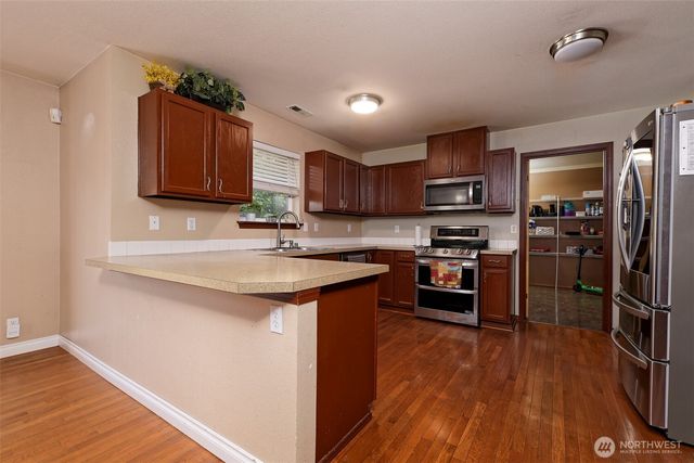 14321 108th Avenue E, Puyallup, WA 98374