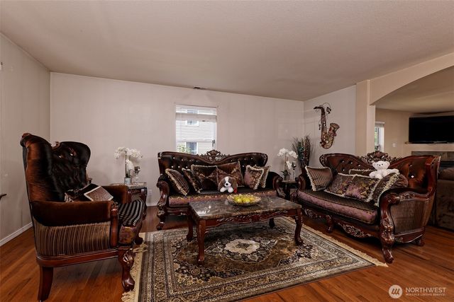 14321 108th Avenue E, Puyallup, WA 98374
