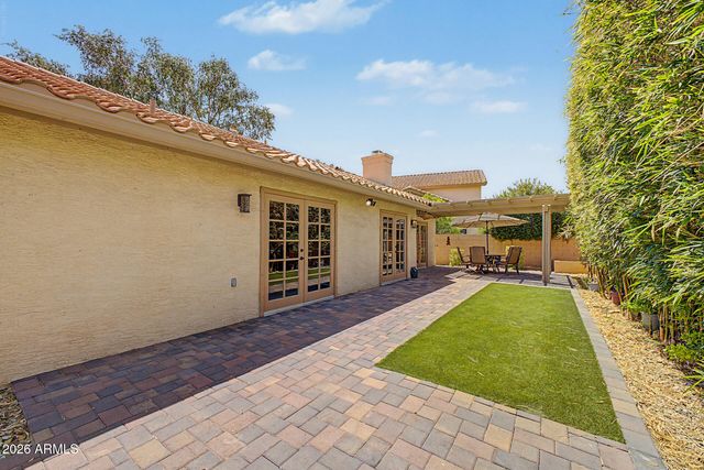 284 W Vera Lane, Tempe, AZ 85284