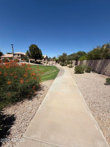 284 W Vera Lane, Tempe, AZ 85284