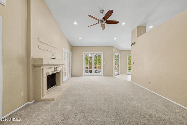 284 W Vera Lane, Tempe, AZ 85284
