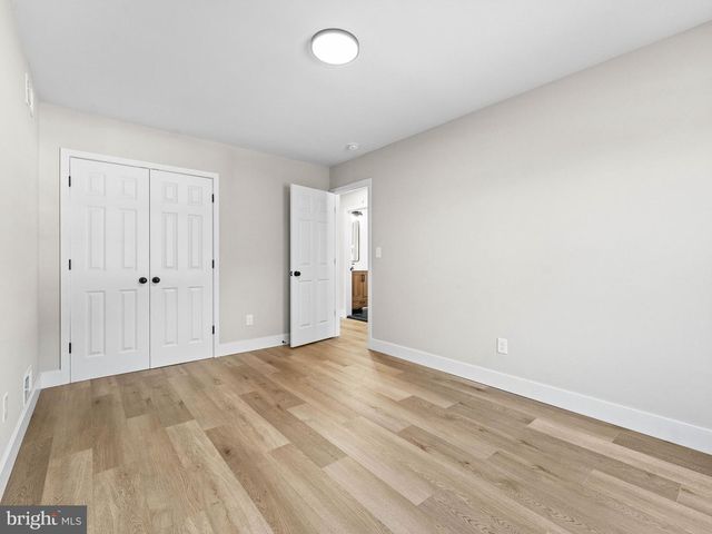 40 HANOVER RD, Marlton, NJ 08053