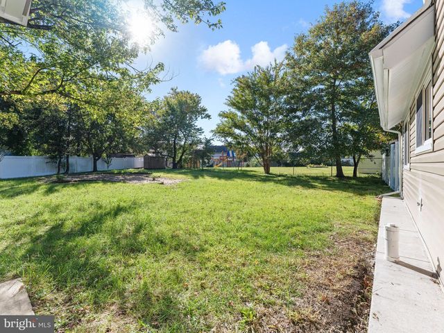 40 HANOVER RD, Marlton, NJ 08053
