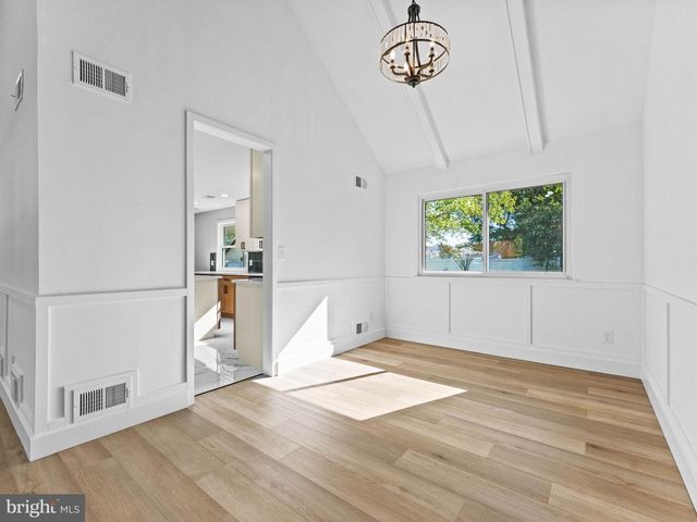 40 HANOVER RD, Marlton, NJ 08053