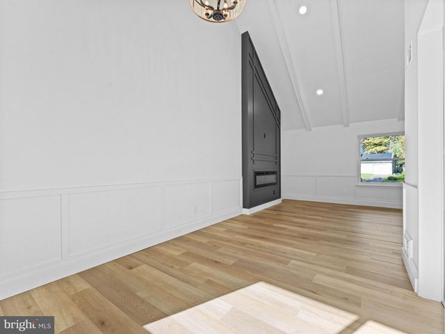 40 HANOVER RD, Marlton, NJ 08053