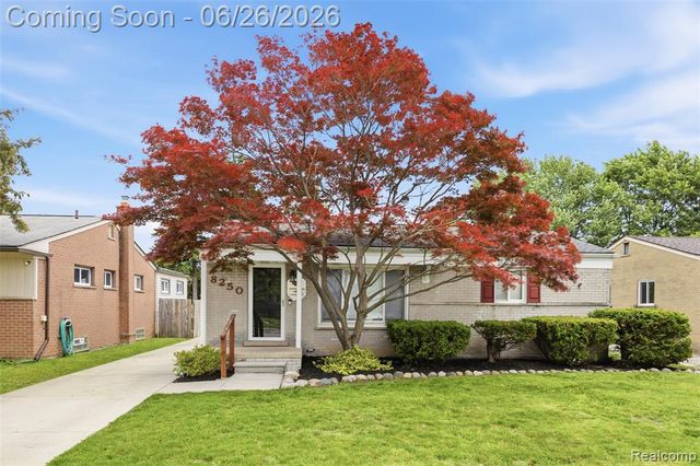 8250 Shari Drive, Westland, MI 48185