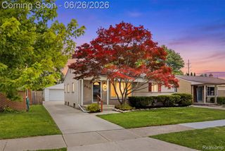 8250 Shari Drive, Westland, MI 48185