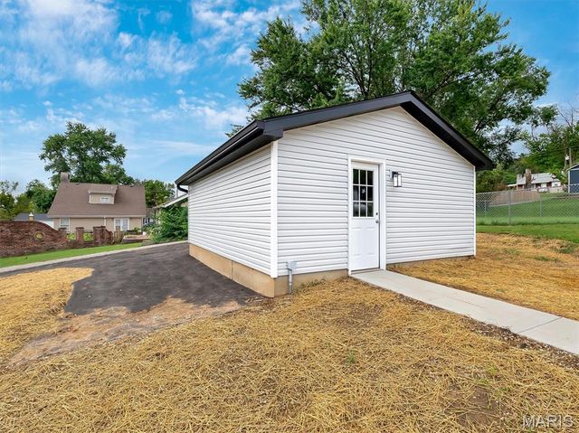 112 E Franklin Street, Pacific, MO 63069