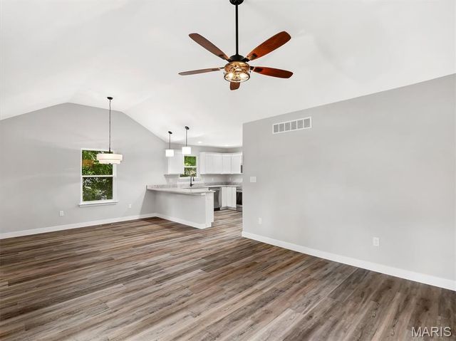 112 E Franklin Street, Pacific, MO 63069