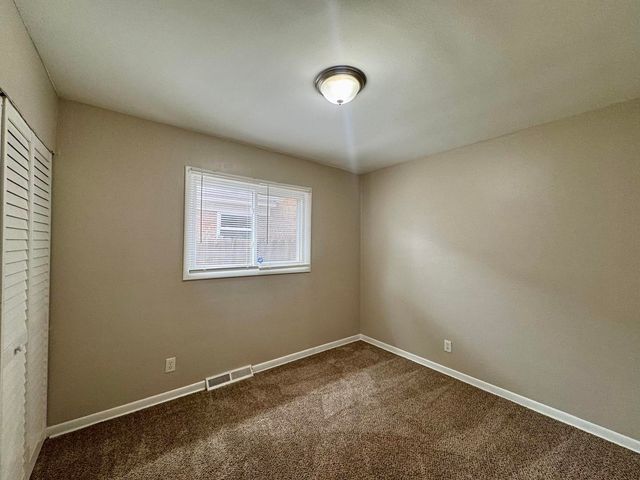 310 155th Place, Calumet City, IL 60409