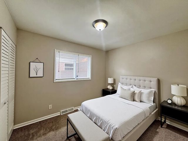 310 155th Place, Calumet City, IL 60409