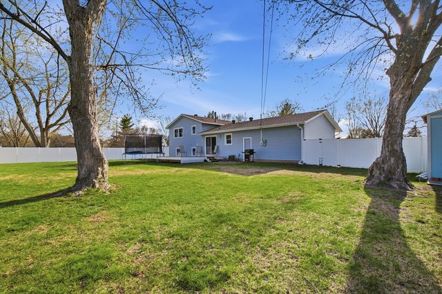 16338 Fishing Avenue W, Rosemount, MN 55068