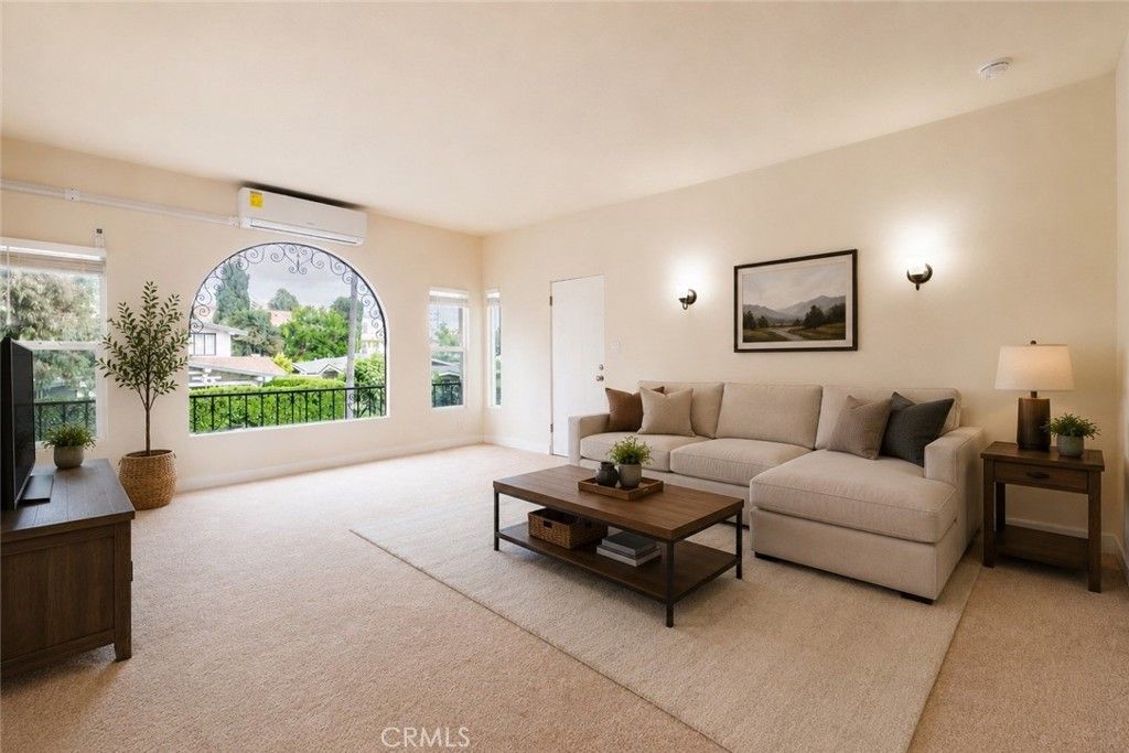 Image 1 of property listing at 211 N Vendome Street, Los Angeles, CA 90026