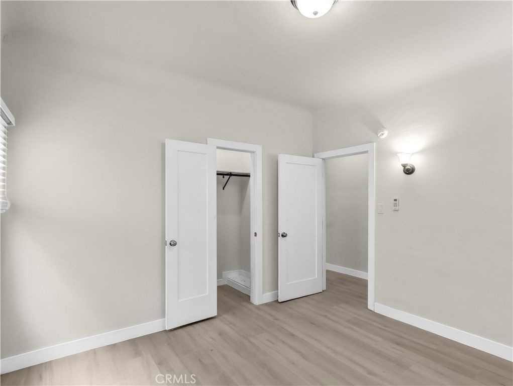 Image 34 of property listing at 211 N Vendome Street, Los Angeles, CA 90026