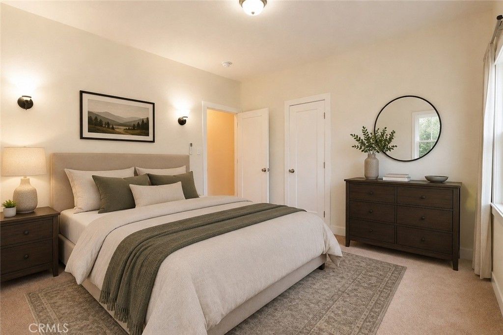 Image 8 of property listing at 211 N Vendome Street, Los Angeles, CA 90026