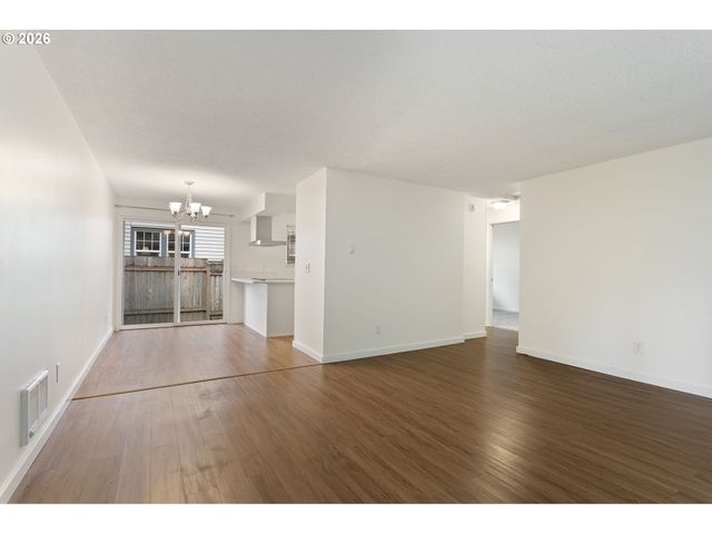 -1 Se 19TH Ave, Portland, OR 97202