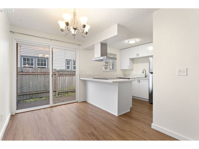 -1 Se 19TH Ave, Portland, OR 97202