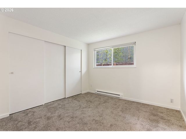 -1 Se 19TH Ave, Portland, OR 97202