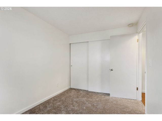 -1 Se 19TH Ave, Portland, OR 97202