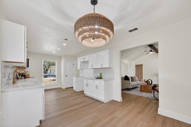 303 Sycamore Creek Road, Allen, TX 75002