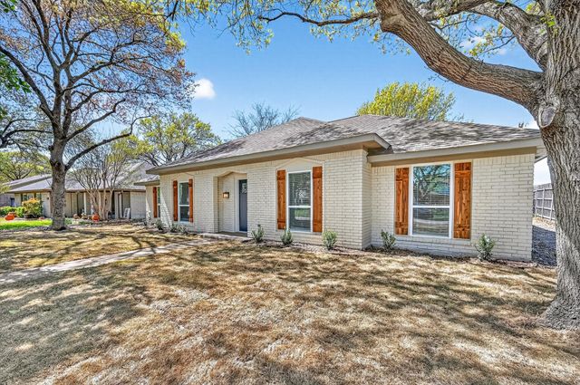 303 Sycamore Creek Road, Allen, TX 75002