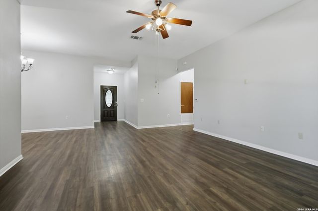 7803 Alton Blvd, Selma, TX 78154