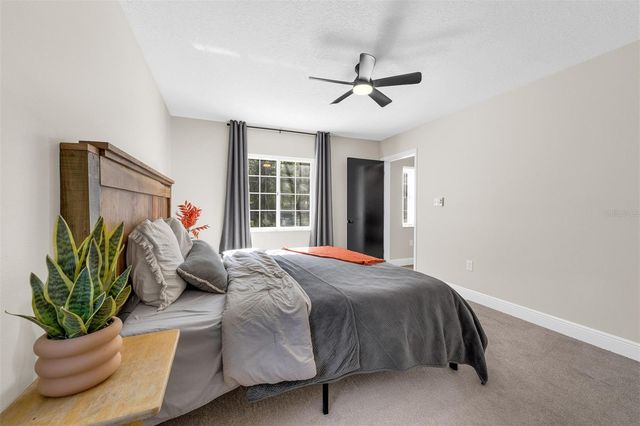 1216 LINMAR AVENUE, Fruitland Park, FL 34731