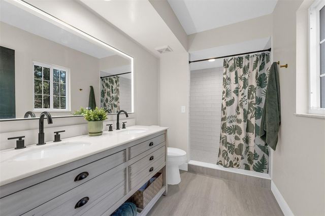 1216 LINMAR AVENUE, Fruitland Park, FL 34731