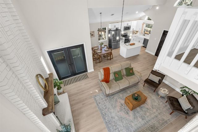 1216 LINMAR AVENUE, Fruitland Park, FL 34731