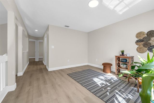 1216 LINMAR AVENUE, Fruitland Park, FL 34731