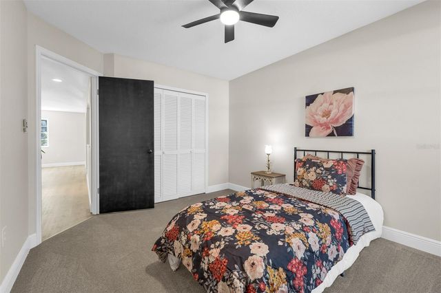 1216 LINMAR AVENUE, Fruitland Park, FL 34731