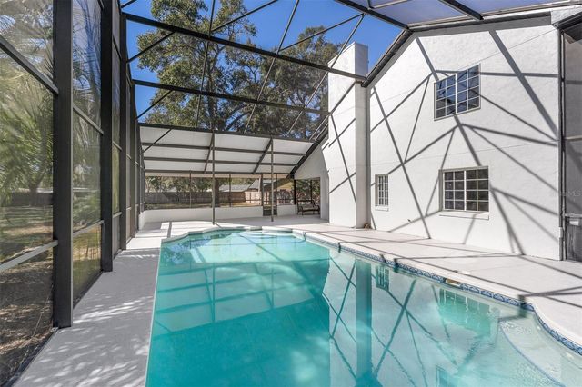 1216 LINMAR AVENUE, Fruitland Park, FL 34731