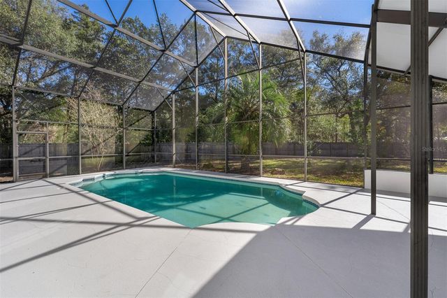 1216 LINMAR AVENUE, Fruitland Park, FL 34731