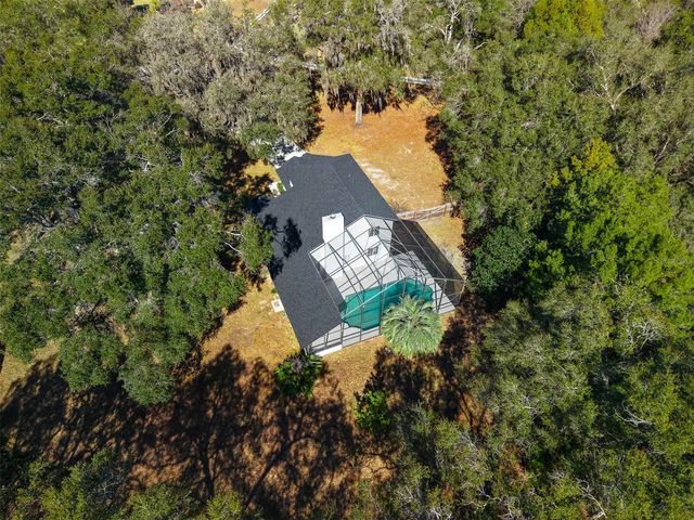 1216 LINMAR AVENUE, Fruitland Park, FL 34731